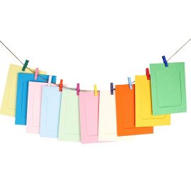 Растяжка с фоторамками цветная 8*10,5 см (10 бум.рамок+10 прищепок+шпагат) набор DV-H-1271A