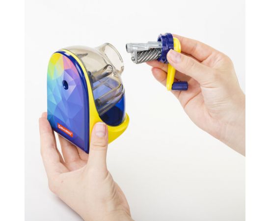 Точилка механическая BRAUBERG "MULTICOLOR", корпус с печатью, 228489 228489