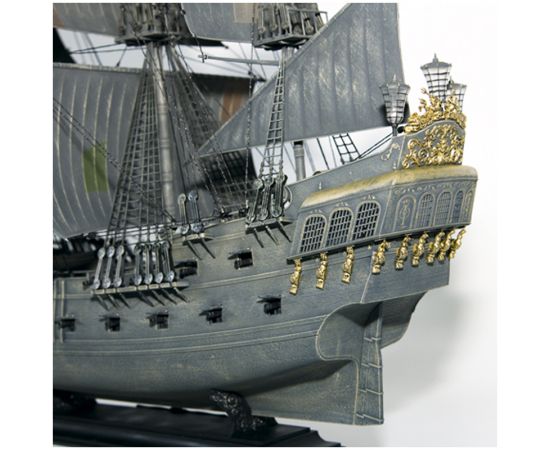 Модель для сборки ZVEZDA "Корабль Джека Воробья "Черная жемчужина", масштаб 1:72 9037
