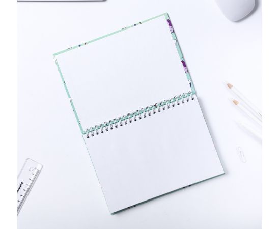 Скетчбук в твердой обложке на гребне «Магия» А5, 80 л, 100 г/м 4388033